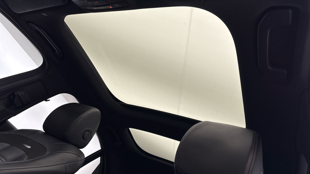 Mercedes-Benz E Class Image 6