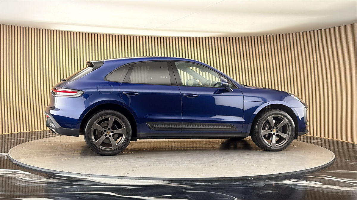 More views of Porsche Macan