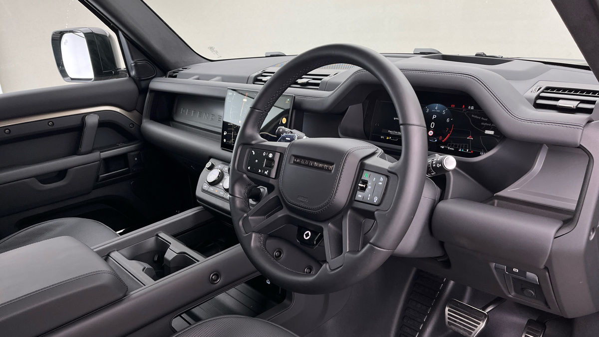 Land Rover Defender 110 Urban Image 8