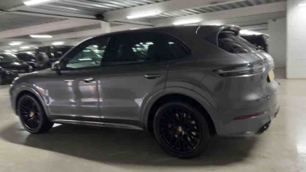 More views of Porsche Cayenne