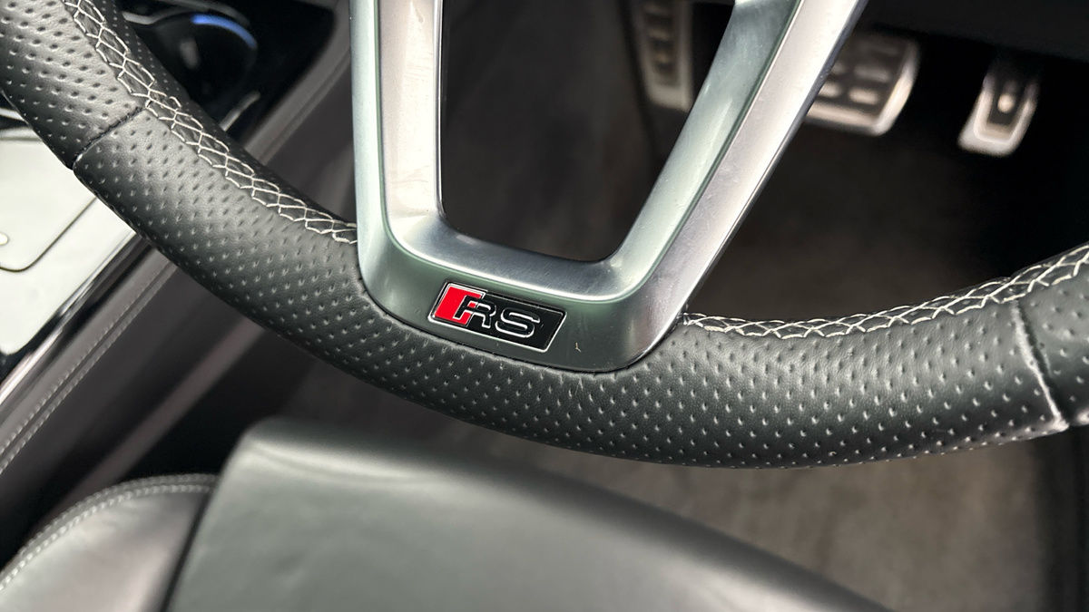 Audi RS4 Avant Image 29