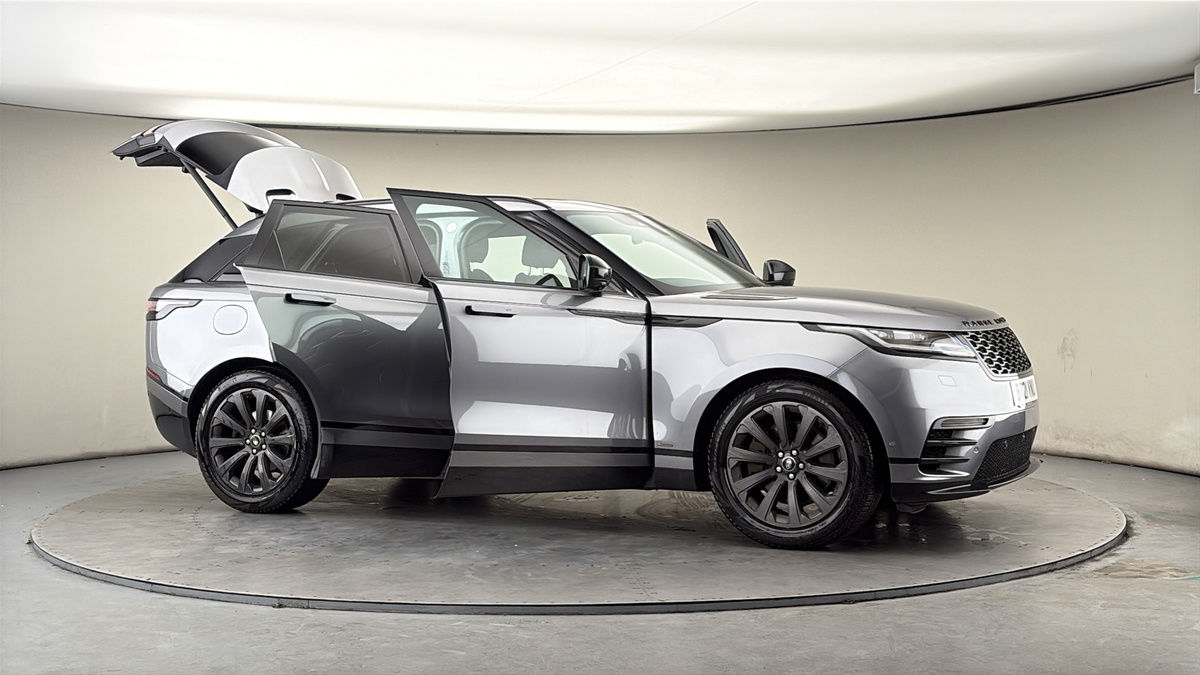 More views of Land Rover Range Rover Velar