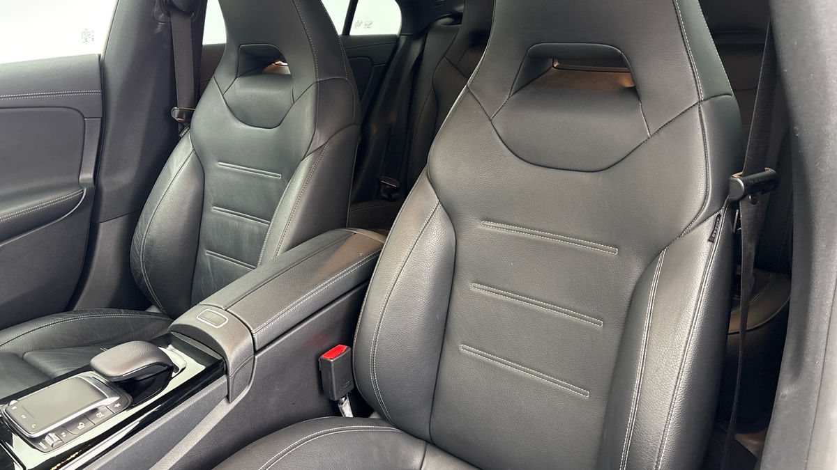 Mercedes-Benz CLA Image 7