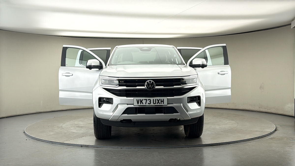 More views of Volkswagen Amarok