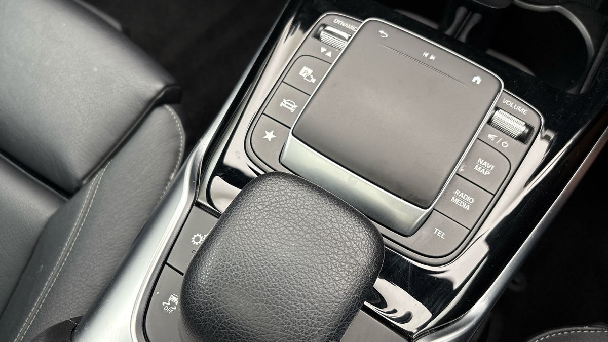 Mercedes-Benz A Class Image 28