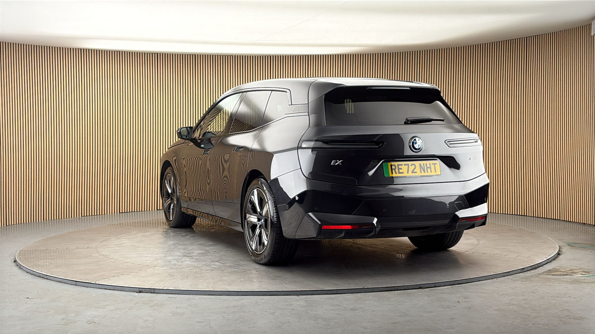 More views of BMW iX