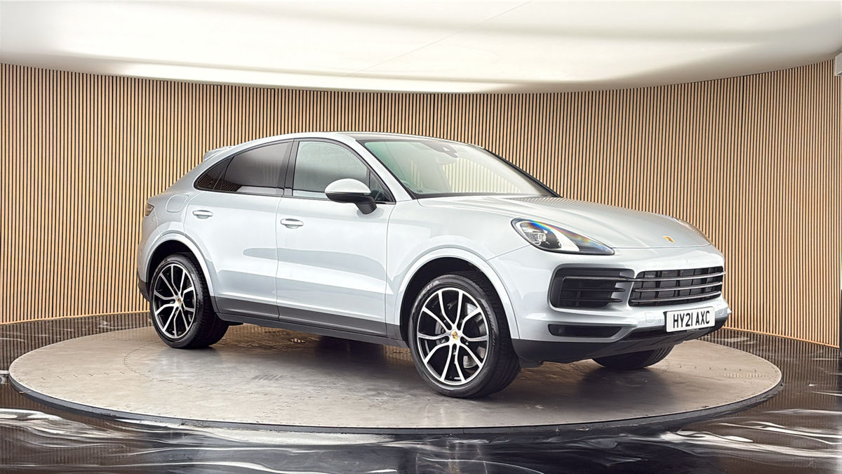 More views of Porsche Cayenne