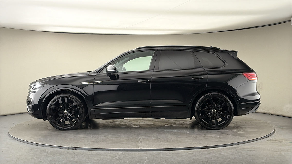 More views of Volkswagen Touareg