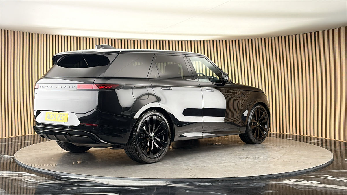 Land Rover Range Rover Sport Image 21