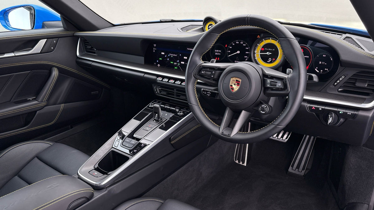 Porsche 911 Image 5