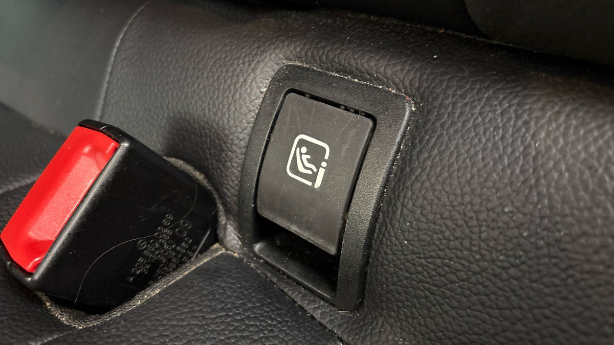 Mercedes-Benz GLC Image 6