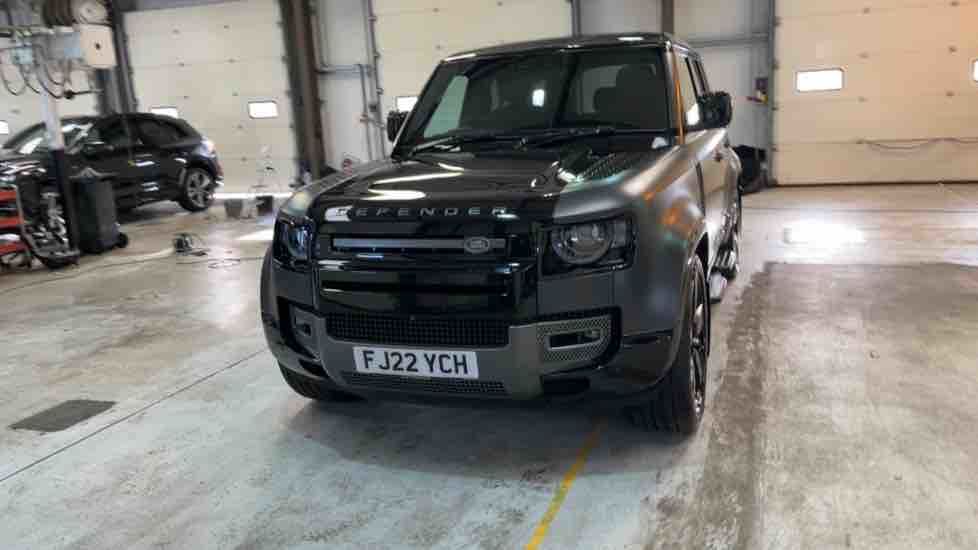 More views of Land Rover Defender 110