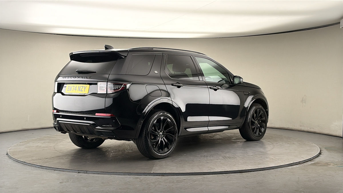 Land Rover Discovery Sport Image 21