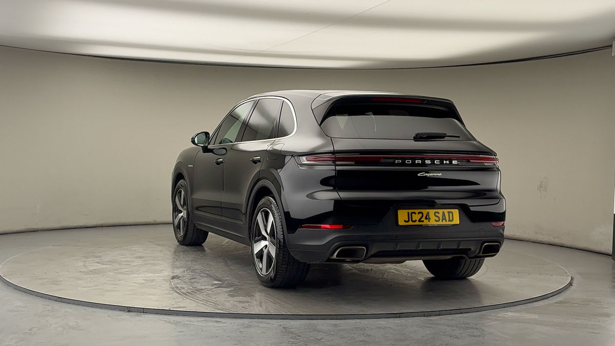 More views of Porsche Cayenne