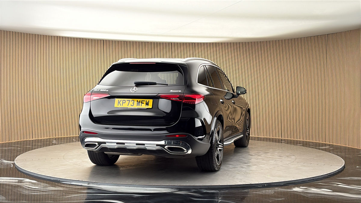 More views of Mercedes-Benz GLC