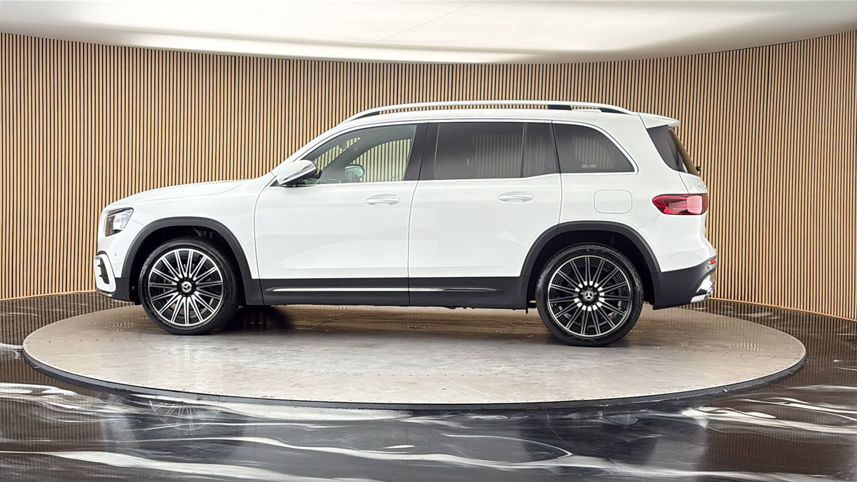 More views of Mercedes-Benz GLB