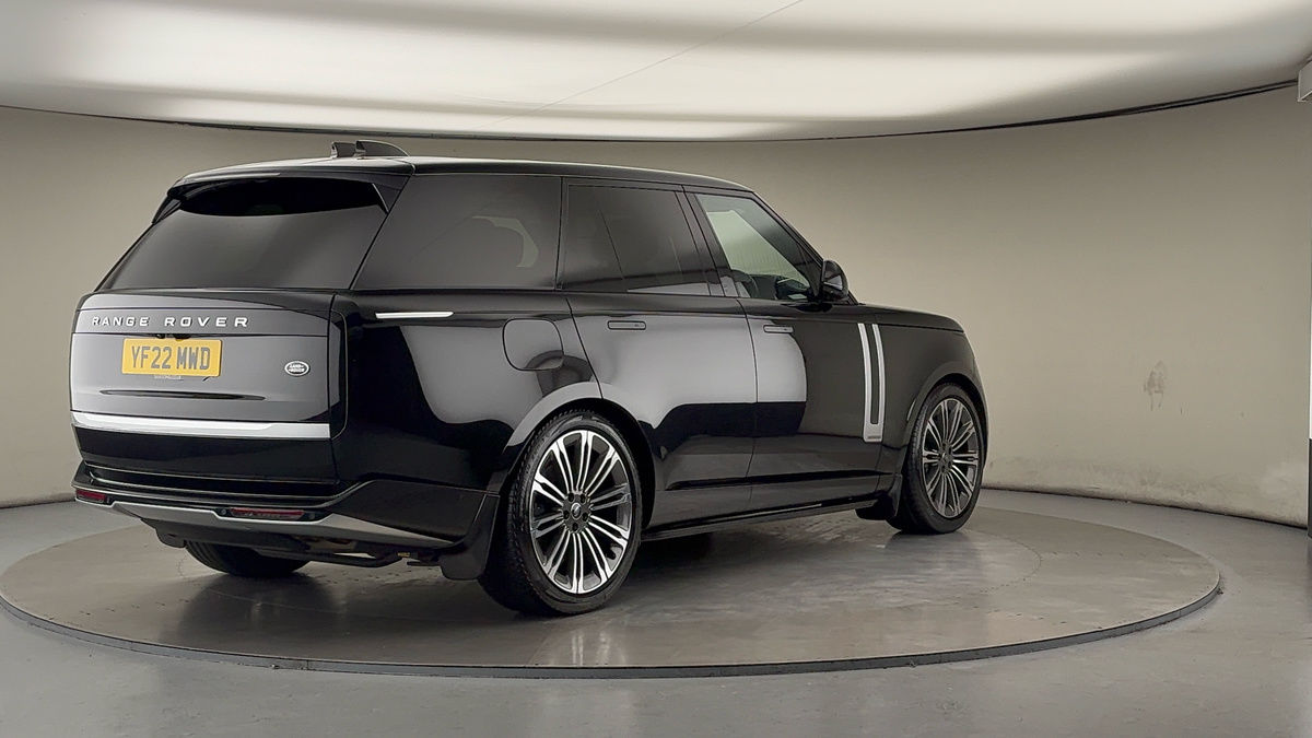 More views of Land Rover Range Rover