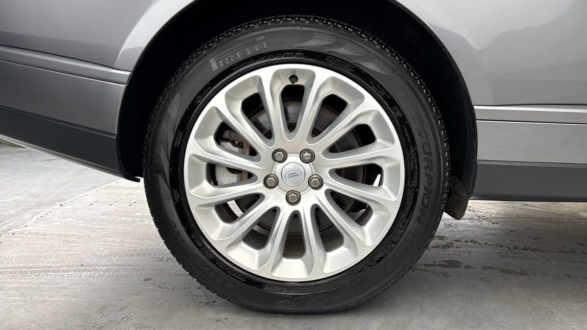 Land Rover Range Rover Image 10