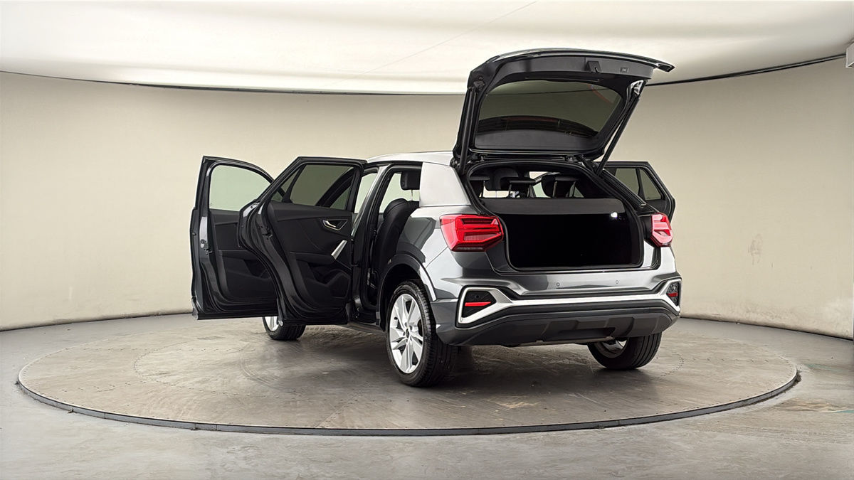 More views of Audi Q2