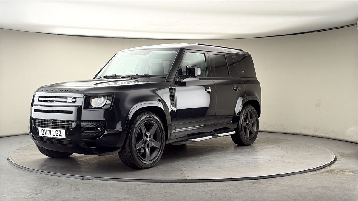 More views of Land Rover Defender 110