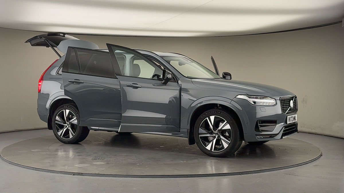 More views of Volvo XC90