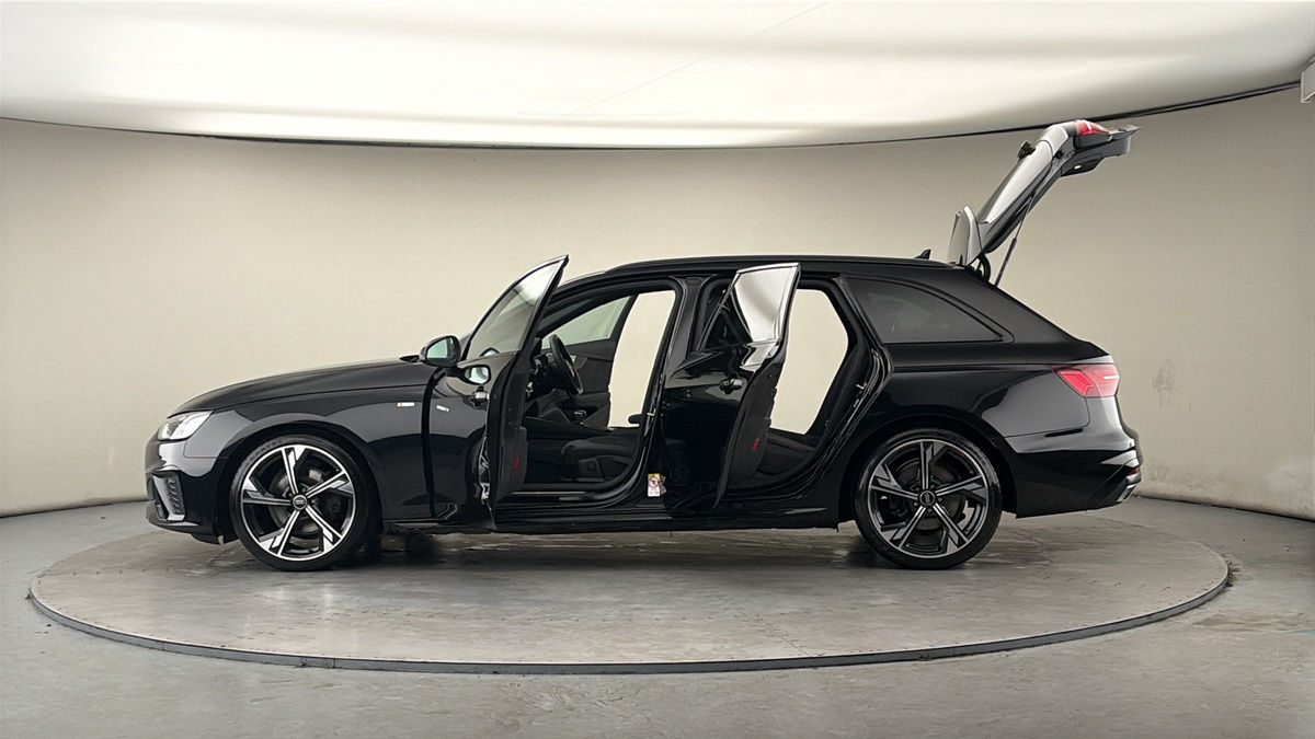 More views of Audi A4 Avant