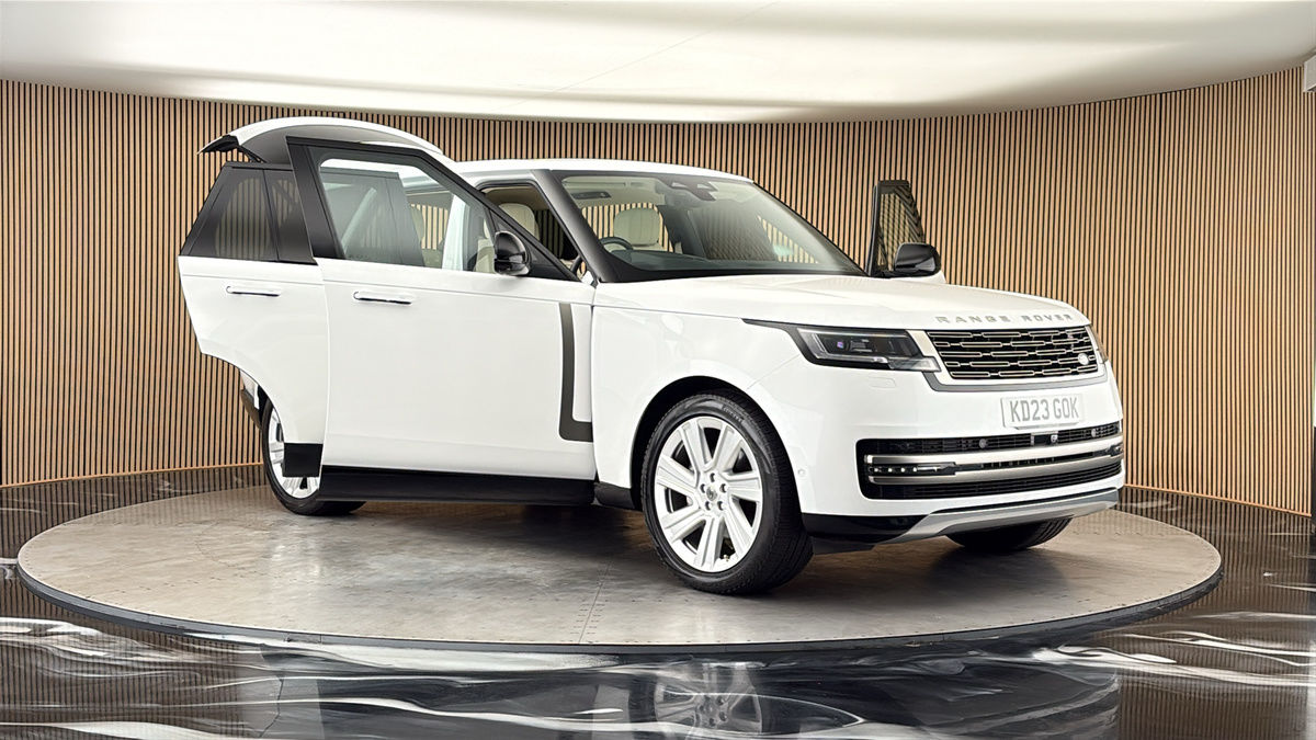 More views of Land Rover Range Rover