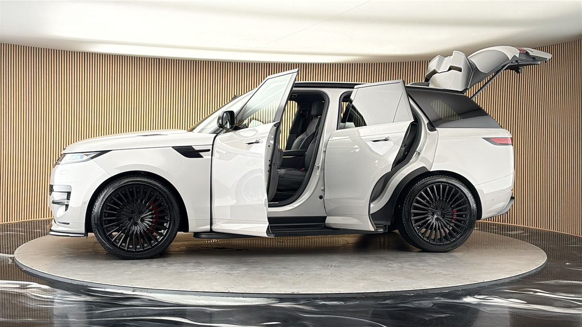 More views of Land Rover Range Rover Sport