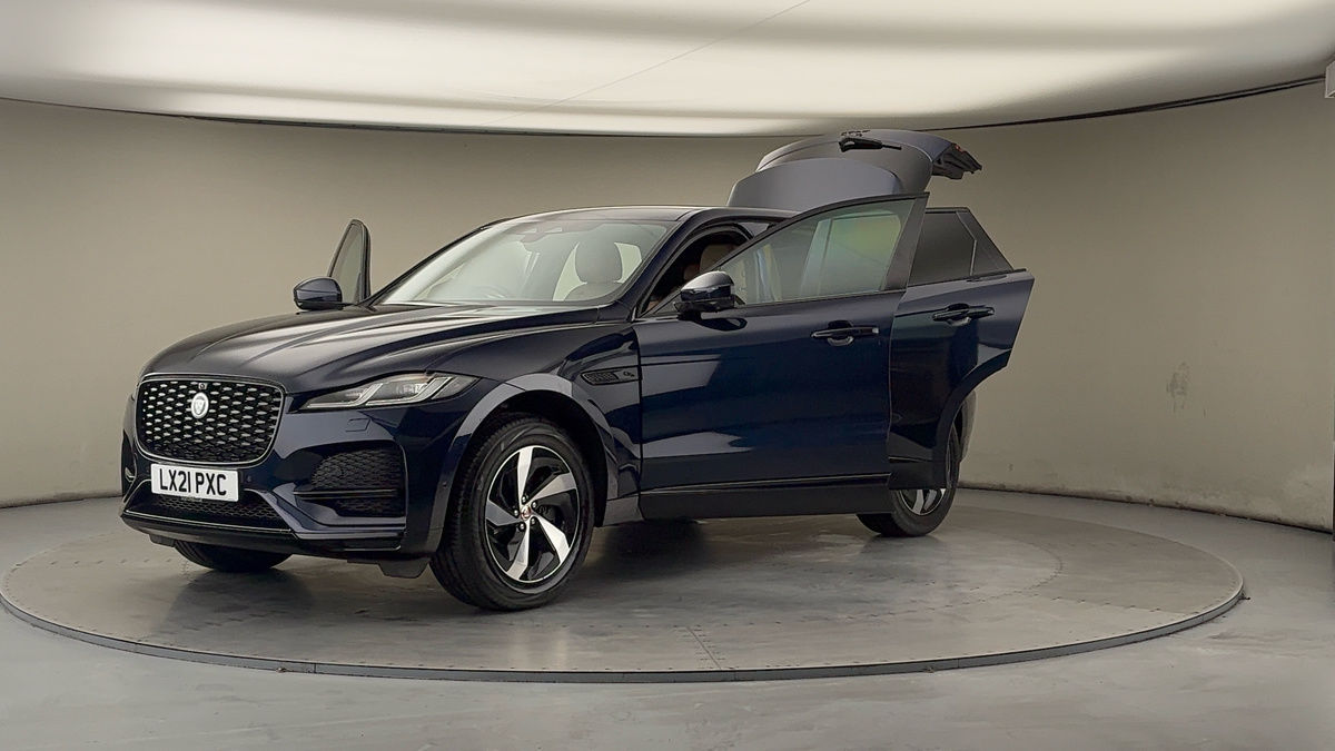 More views of Jaguar F-PACE