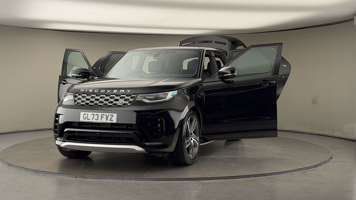 More views of Land Rover Discovery