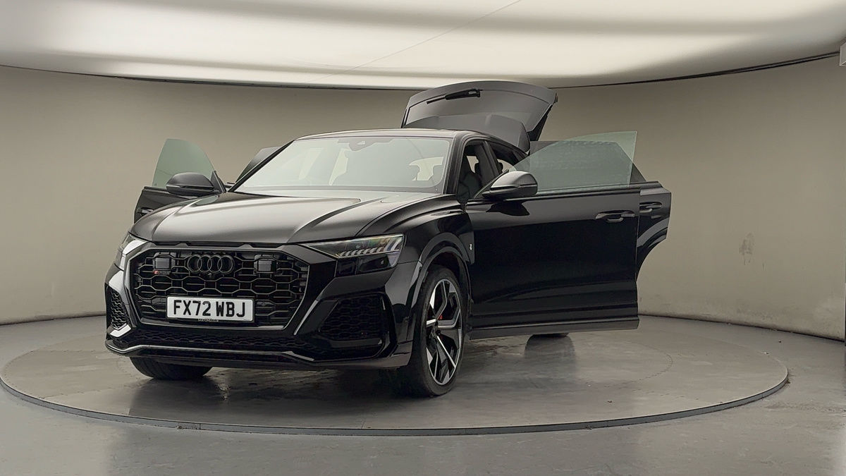 More views of Audi RSQ8