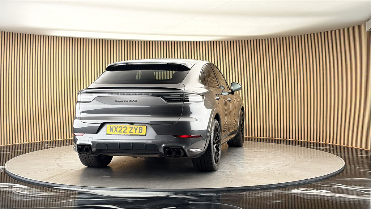 More views of Porsche Cayenne