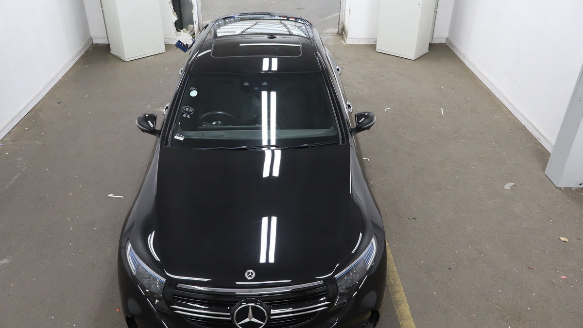 Mercedes-Benz EQC Image 7