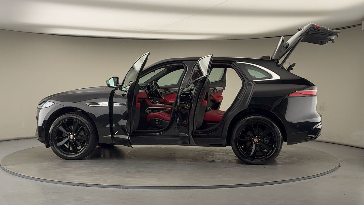 More views of Jaguar F-PACE