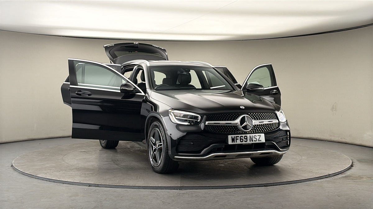 More views of Mercedes-Benz GLC