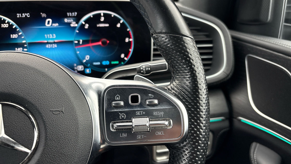 Mercedes-Benz GLE Image 14