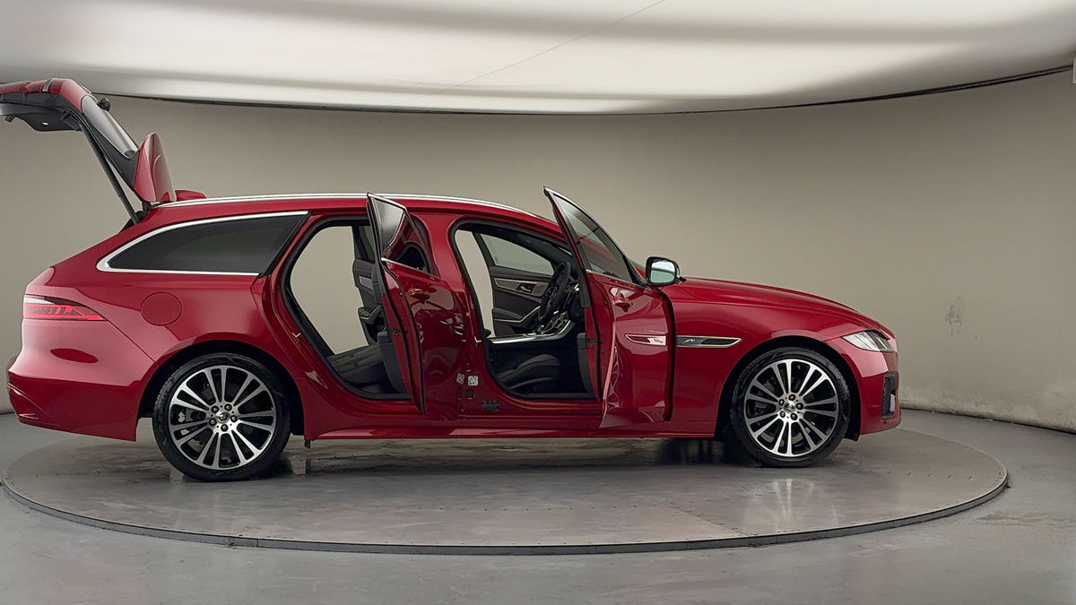 More views of Jaguar XF