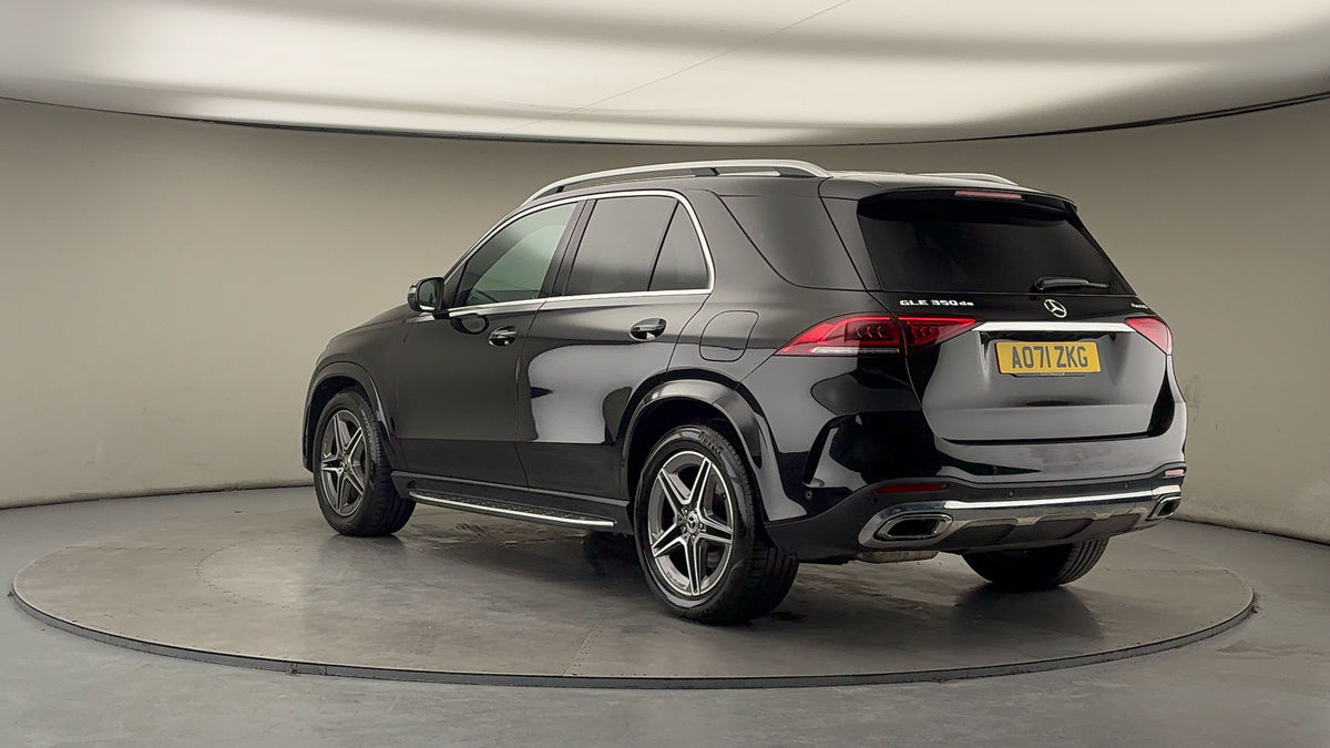 Mercedes-Benz GLE Image 2