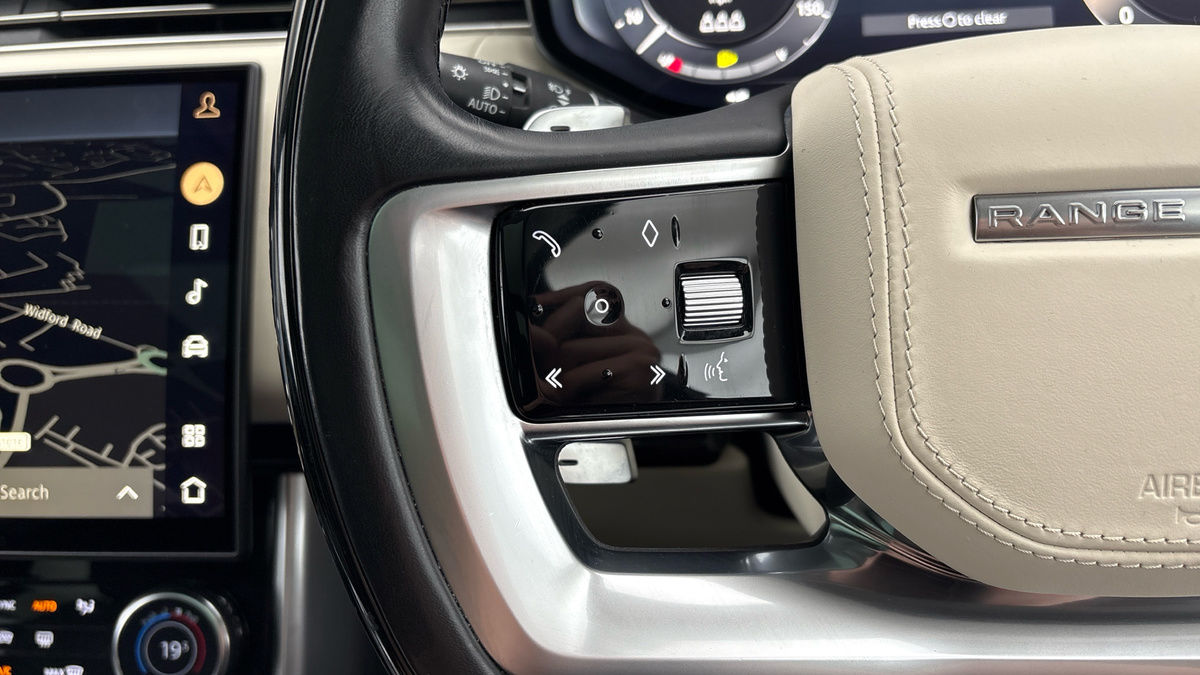 Land Rover Range Rover Image 13