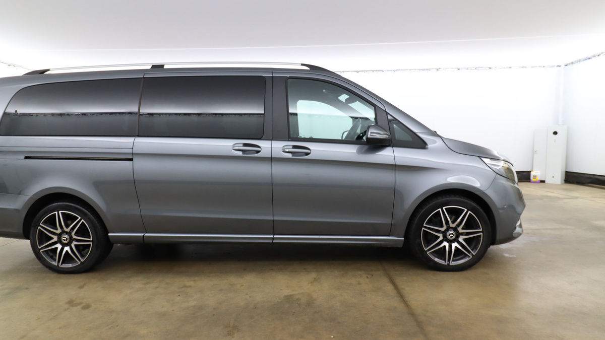 Mercedes-Benz V Class Image 5