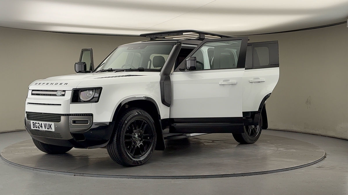 More views of Land Rover Defender 110