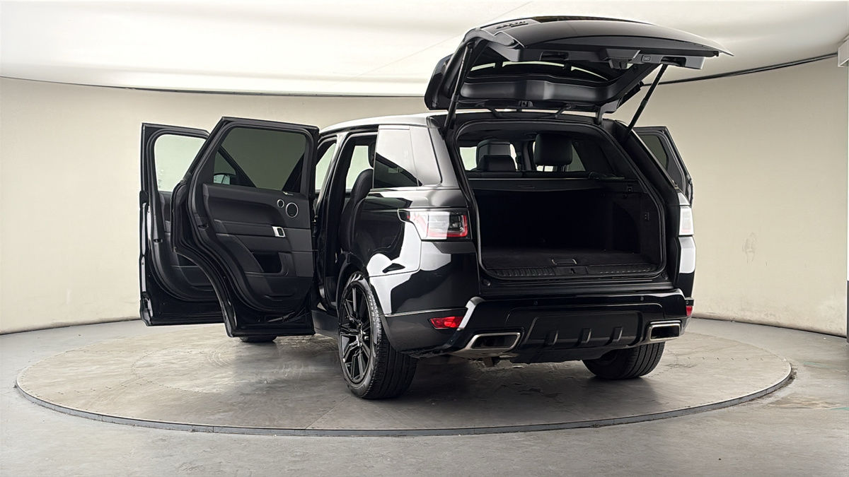 More views of Land Rover Range Rover Sport