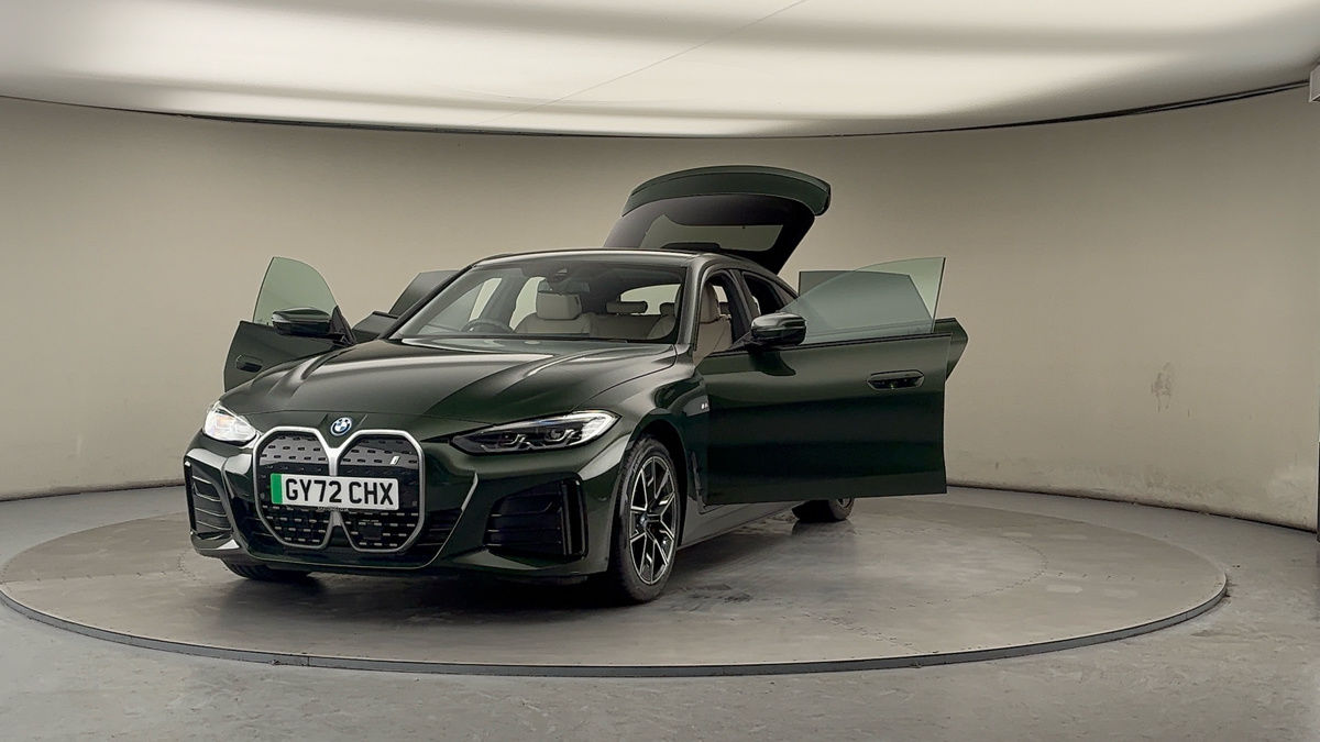 More views of BMW i4