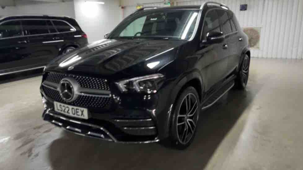 More views of Mercedes-Benz GLE