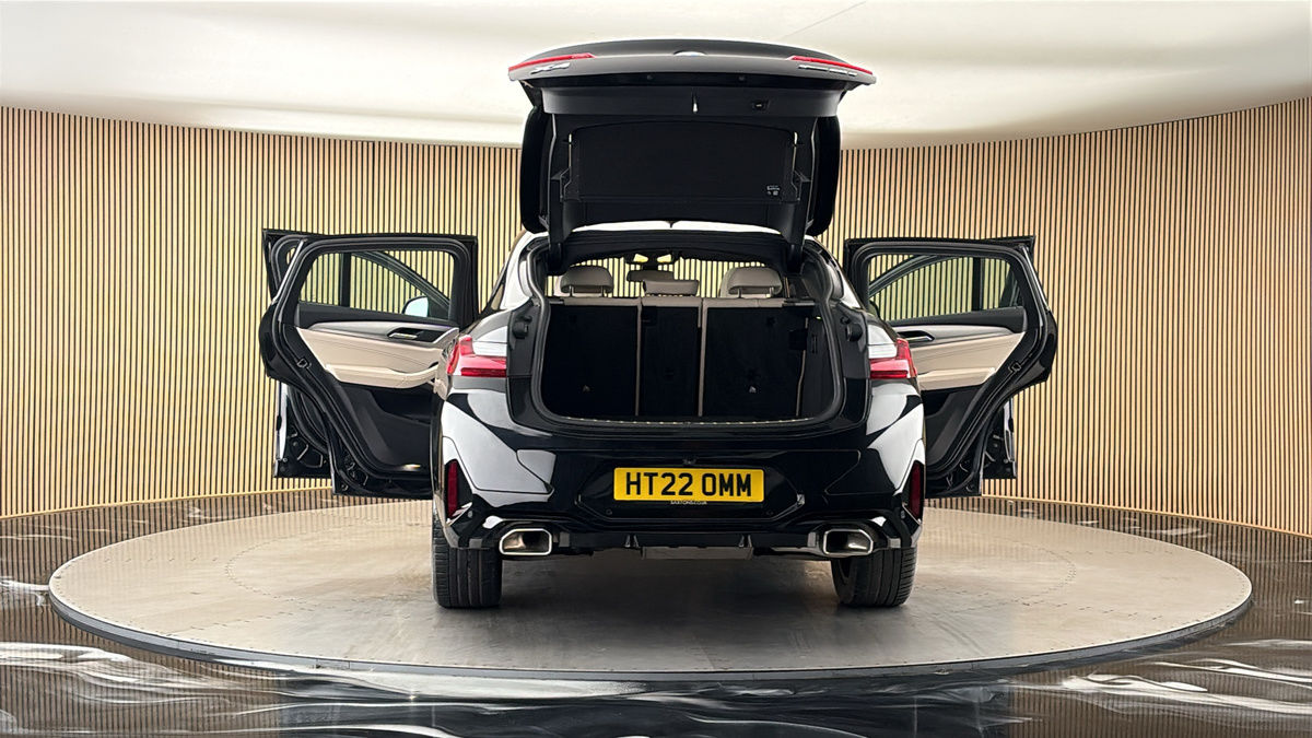 More views of BMW X4