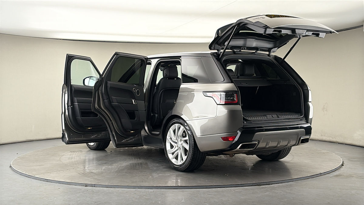 Land Rover Range Rover Sport Image 23