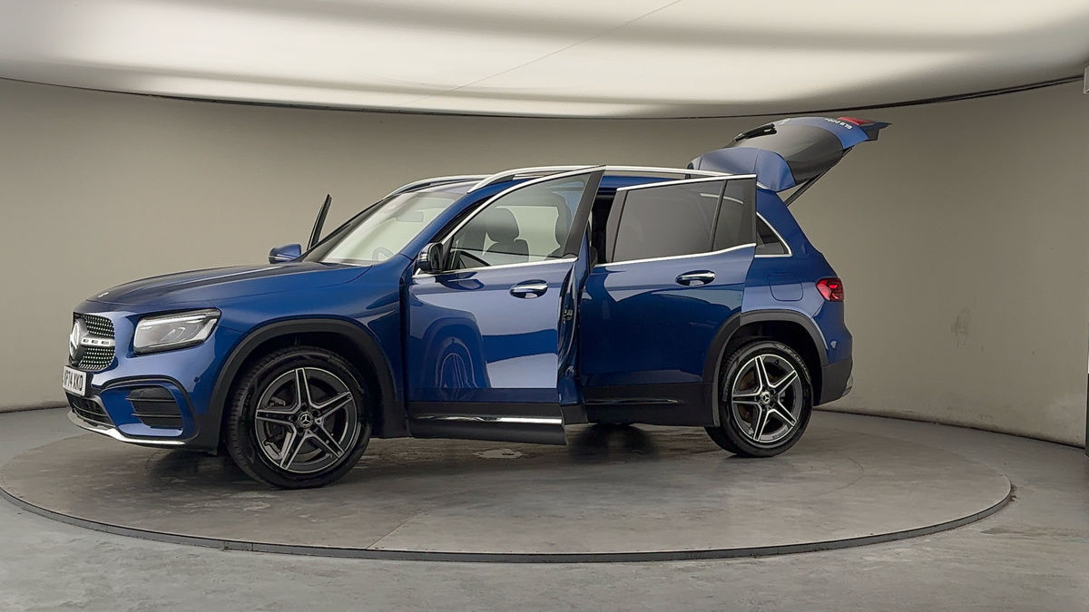 More views of Mercedes-Benz GLB