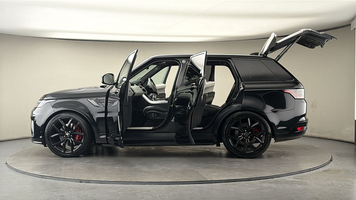 More views of Land Rover Range Rover Sport