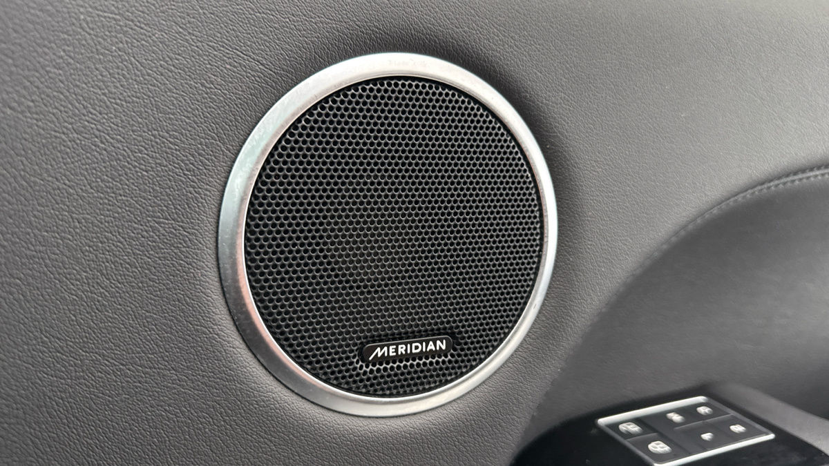 Land Rover Range Rover Sport Image 25