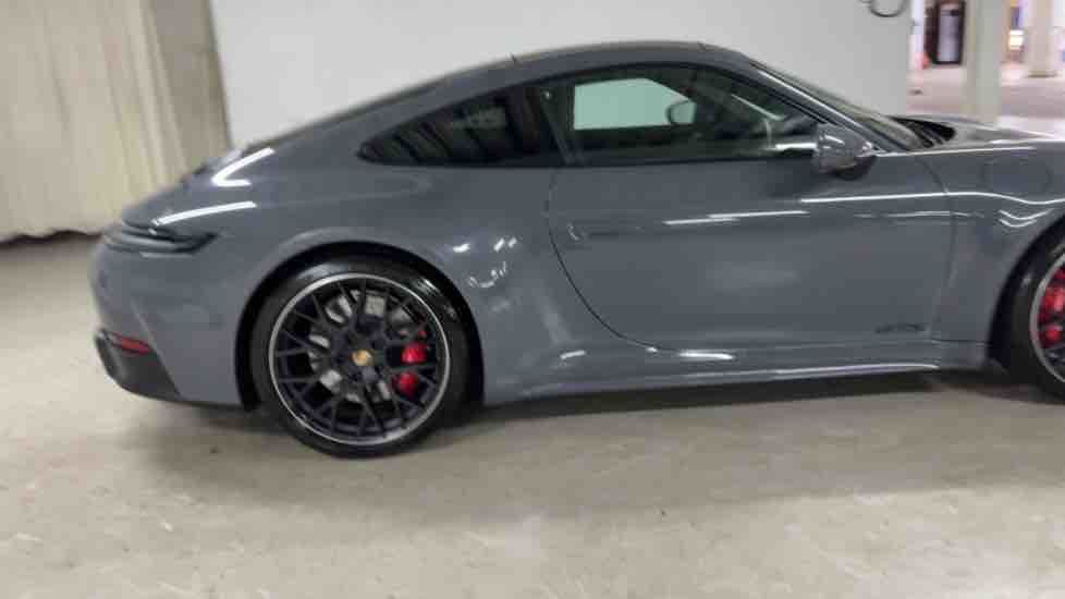 More views of Porsche 911